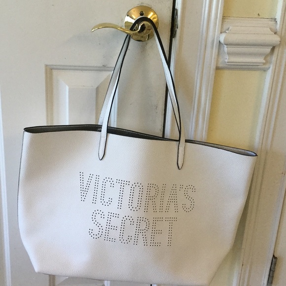 Victoria's Secret Handbags - Victoria secret tote